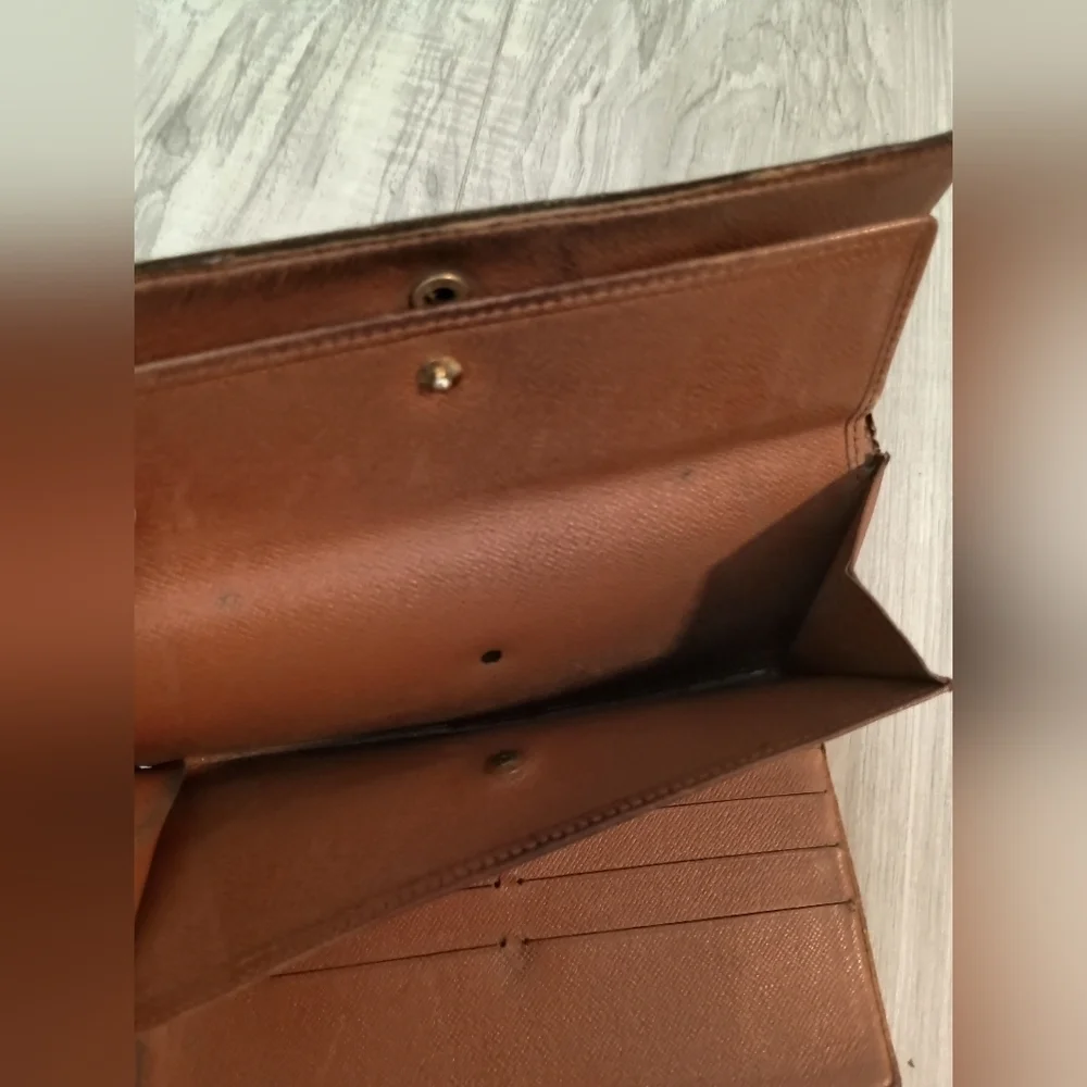 LOUIS VUITTON Monogram Portefeuille International Long Wallet - Picture 12 of 16